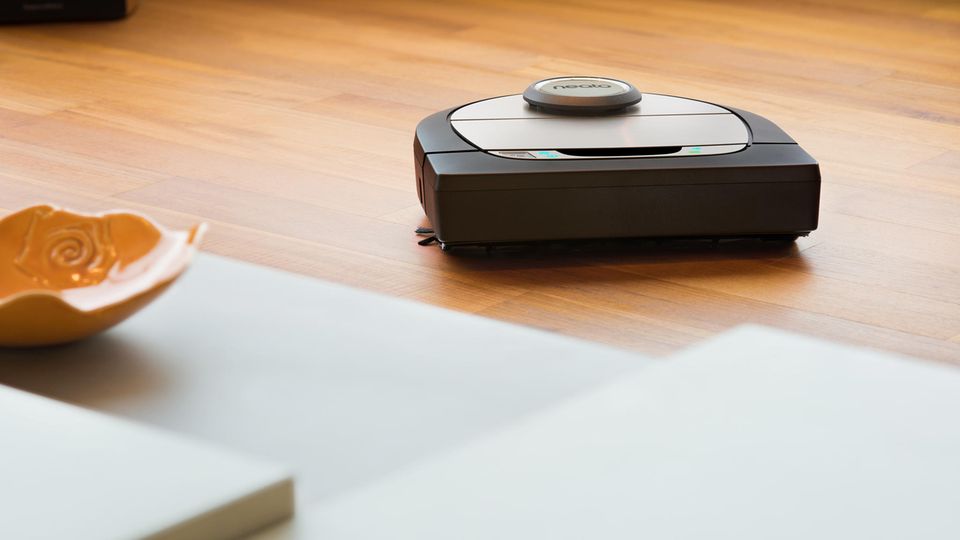 Dyson, Neato, Botvac: Der Neato D7 gehört zu den günstigen aber guten Robotern. Der Neato D7 gehört zu den günstigen aber guten Robotern.