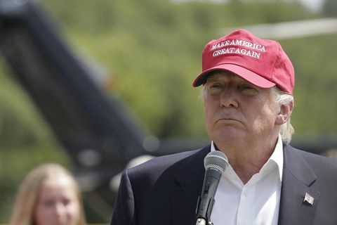 Trump Kappe mit Maga-Mütze