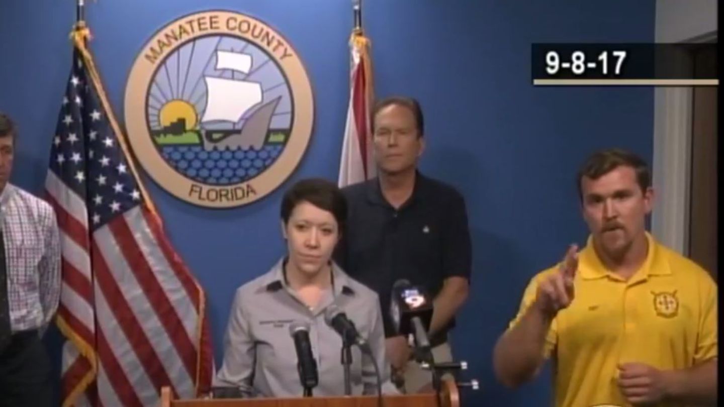 Irma Manatee County Facebook Live Zeichensprache
