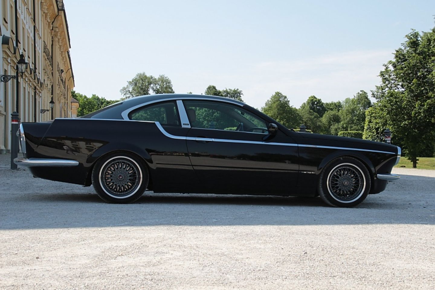 Der Volvo P1800 lässt grüßen