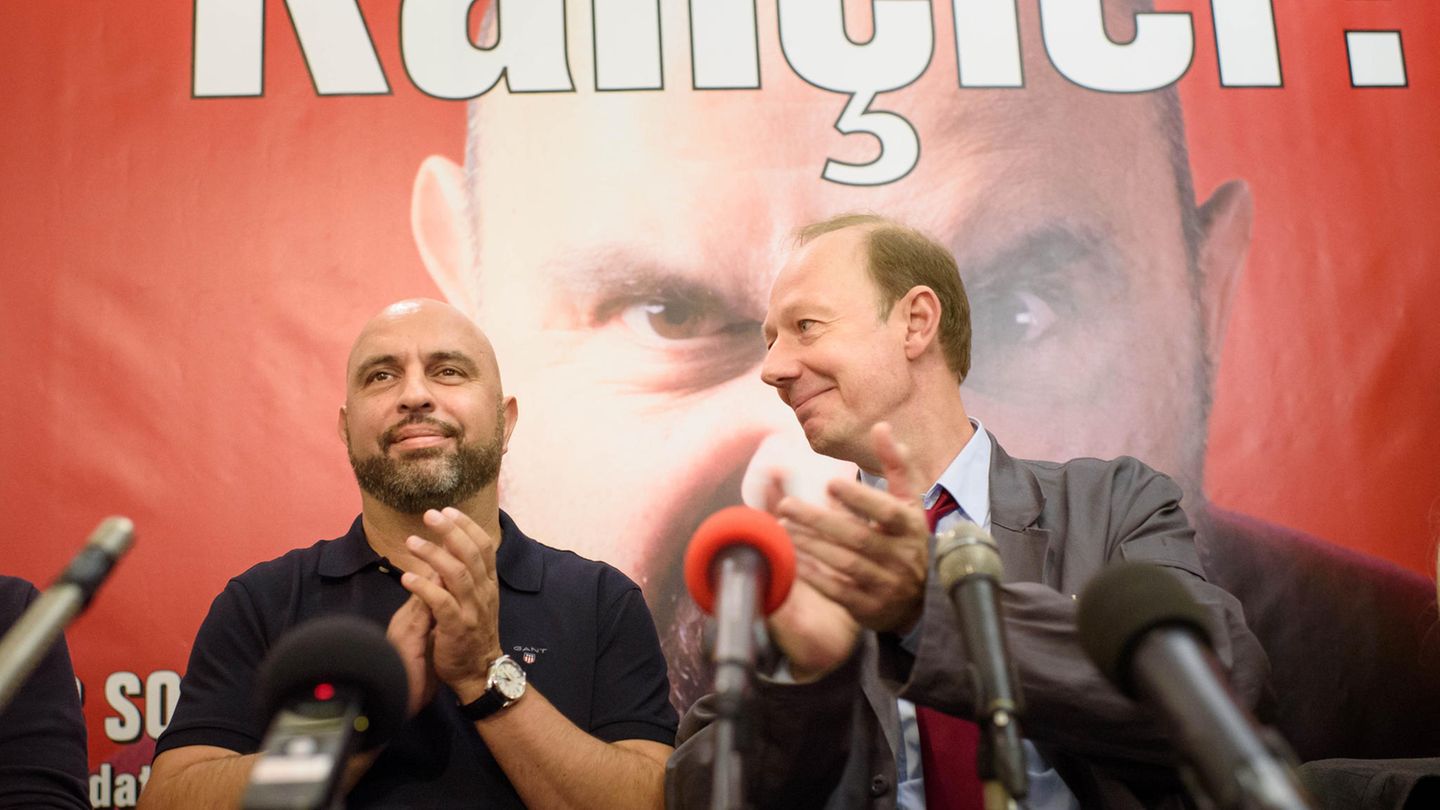 Bundestagswahl: Bin ich "undemokratisch", wenn ich Die Partei wähle?