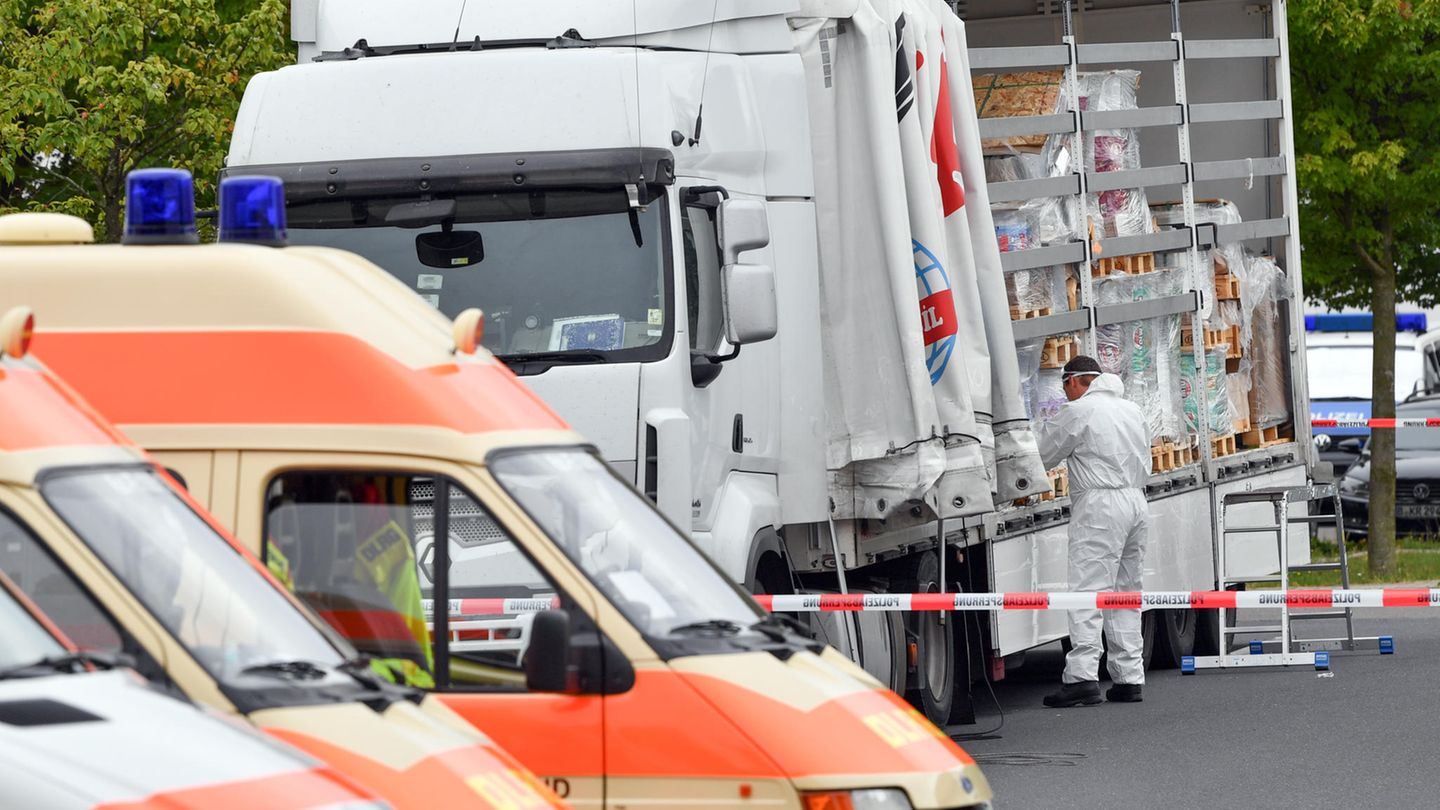In diesem Lkw waren die 50 Flüchtlinge nach Deutschland geschleust worden
