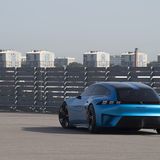 Peugeot Instinct Concept - auch von hinten sehenswert