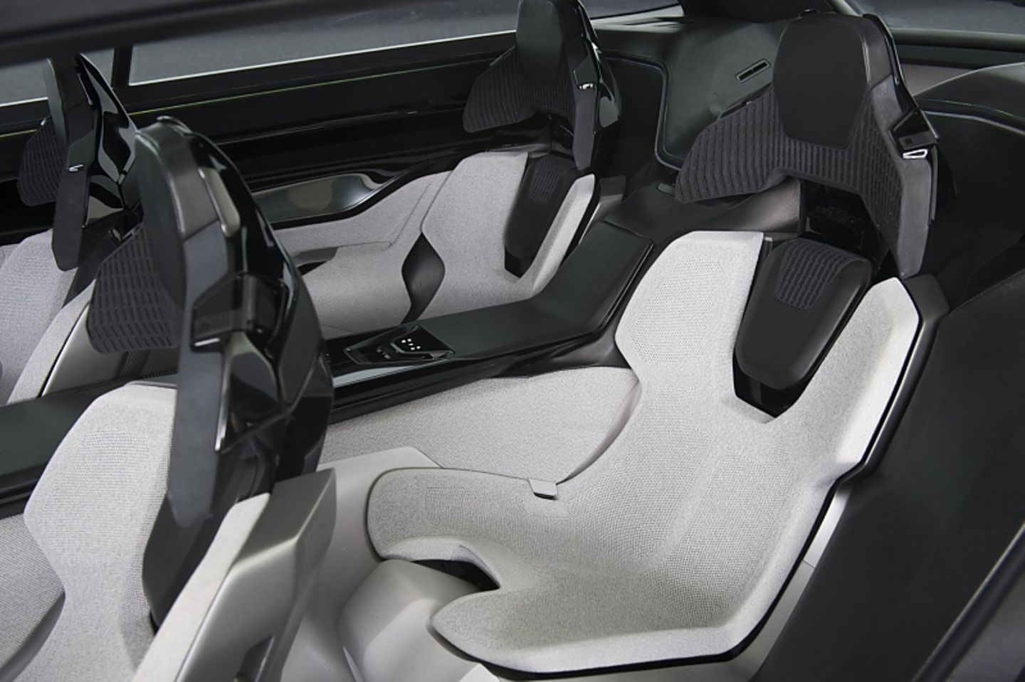 Peugeot Instinct Concept
