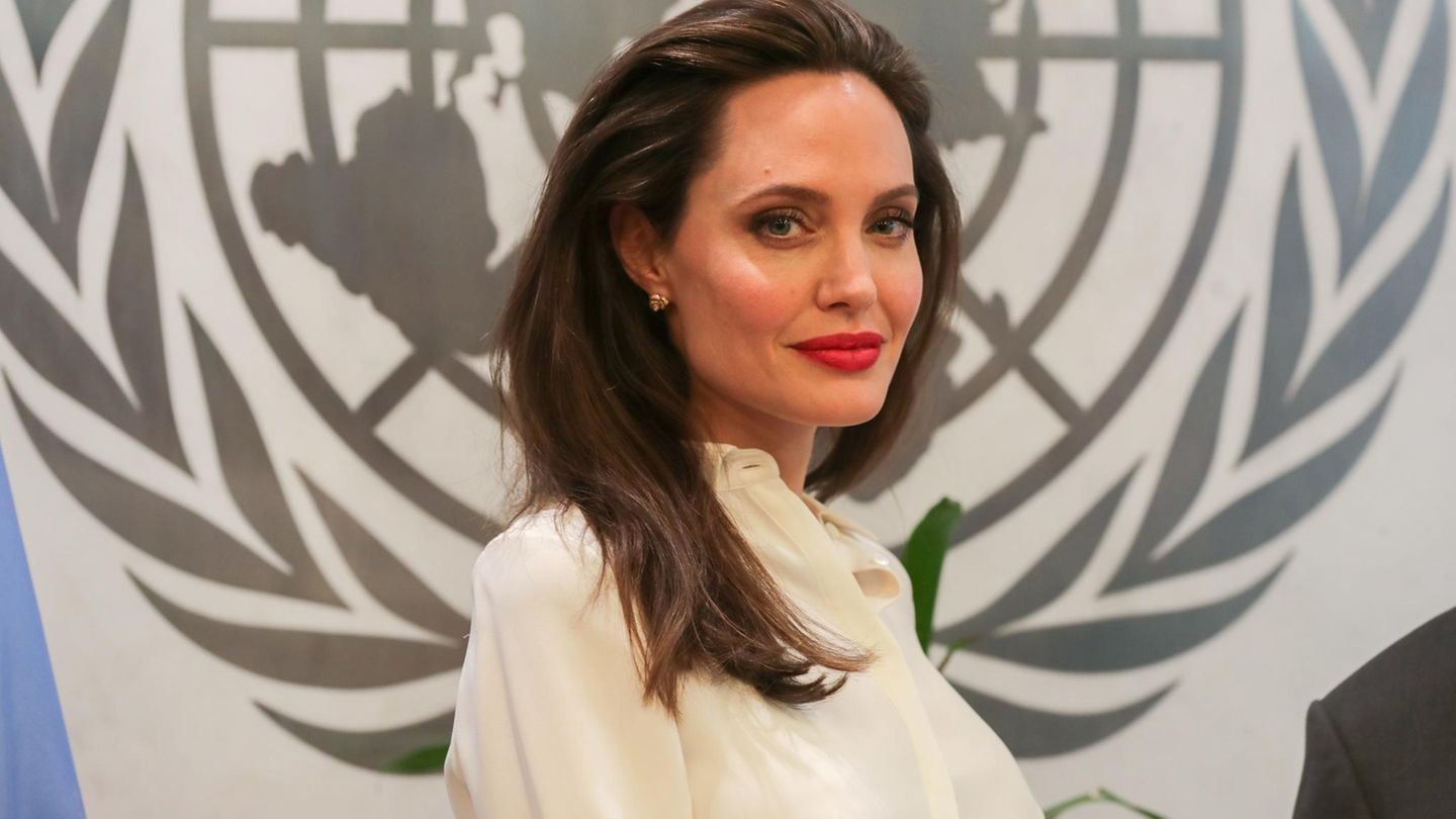 Angelina Jolie setzt sich für Rohingya-Minderheit in Myanmar ein: Die Schauspielerin im UN-Büro in New York