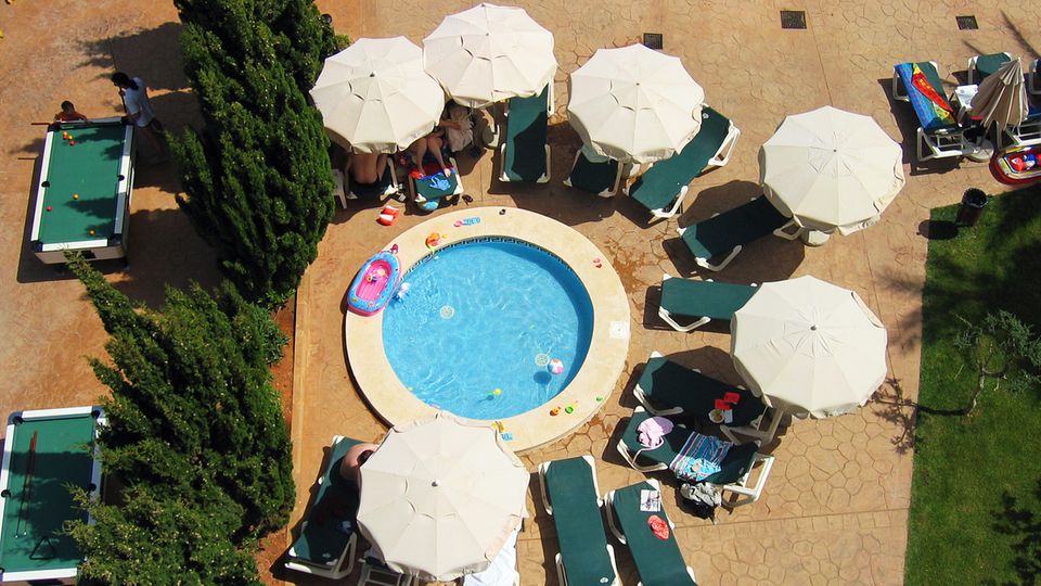 War der Pool zu klein? Oder wie war das Hotel? Nach den Ferien gibt's Lob und Tadel im Internet.