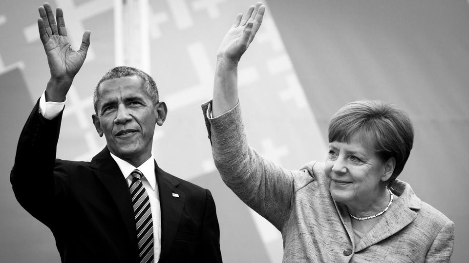 Bundestagswahl 2017: Sie waren sich lieb und beinahe heilig. Ex-US-Präsident Obama und die Kanzlerin beim Evangelischen Kirchentag Sie waren sich lieb und beinahe heilig. Ex-US-Präsident Obama und die Kanzlerin beim Evangelischen Kirchentag