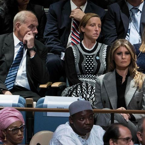 Stabschef John Kelly (M.) scheint über die Rede von US-Präsident Donald Trump vor den Vereinten Nationen nicht sehr erfreut zu sein