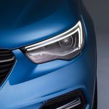 Beim Opel Grandland X gibt es auch Voll-LED-Scheinwerfer