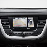 Die Rückfahrkamera hilft beim Rangieren