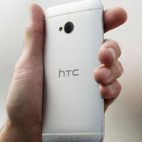 Ein Smartphone der koreanischen Marke HTC
