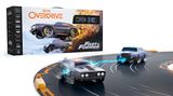 Anki Over Drive Fast & Furious  Das angemessene Autorennspiel für das Smart Home: Anki Overdrive "Fast & Furious". Diese Rennbahn ist eine Mischung aus Mario Kart und Carrera.  Die Autos rasen selbstständig über die Strecke,  mit dem Smartphone kann der Spieler die Fahrspuren wechseln, beschleunigen und abbremsen - oder kleine fiese Tricks anwenden:  Etwa seinen Konkurrenten die Energie klauen und sie verlangsamen oder per Traktorstrahl an sich heranziehen. Unsere vollständige Review von Anki Oberdrive gibt es hier.