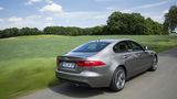 Der Jaguar XF 25d AWD (MJ 2018) braucht im Schnitt 5,5 l/100 km