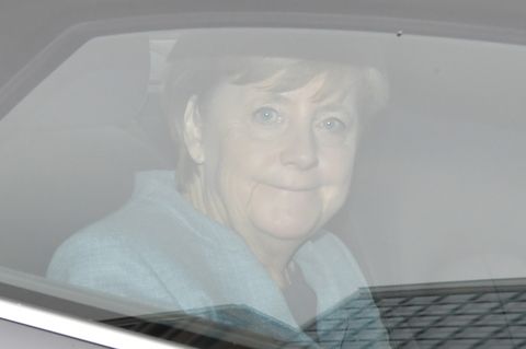 Angela Merkel hat ihren Wahlkreis zwar erneut gewonnen, aber deutliche Verluste hingenommen