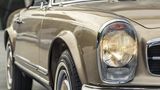Mercedes 280 SL Pagode W 113 - die Frontleuchten sind mehr als überdimensioniert
