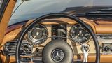 Mercedes 280 SL Pagode - das Cockpit ist eine echte Schau