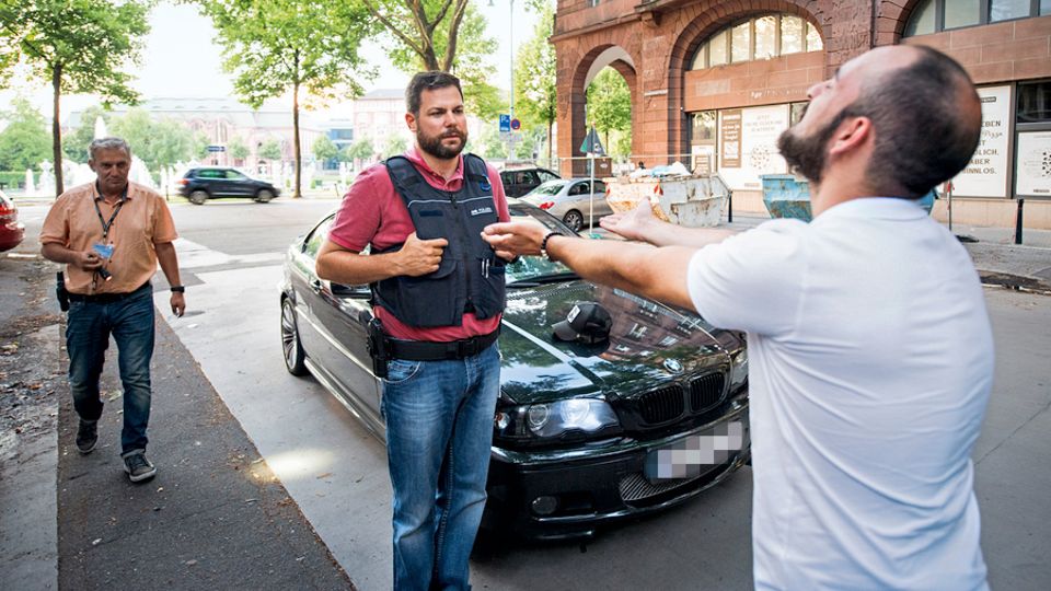 Hamburg: Wie ein Ribéry-Steak - Polizei kämpft gegen goldene Autos