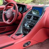 Die Interieurfarben sind bisweilen gewöhnungsbedürftig