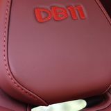 Das Logo findet sich auf den Kopfstützen