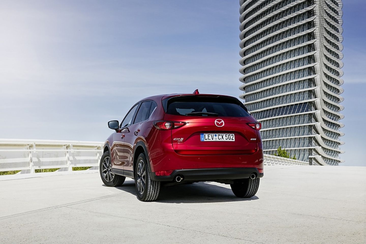 Der Mazda CX-5 Skyactiv-G 194 kostet mindestens 37.790 Euro