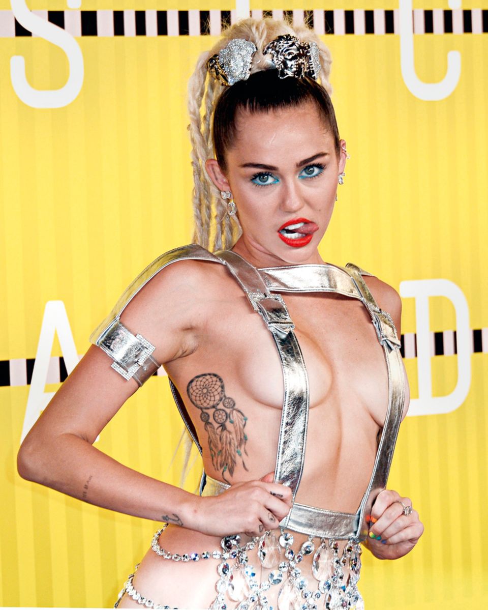 Immer bunt, immer provokant: Miley in der "Wrecking Ball"-Phase 2015