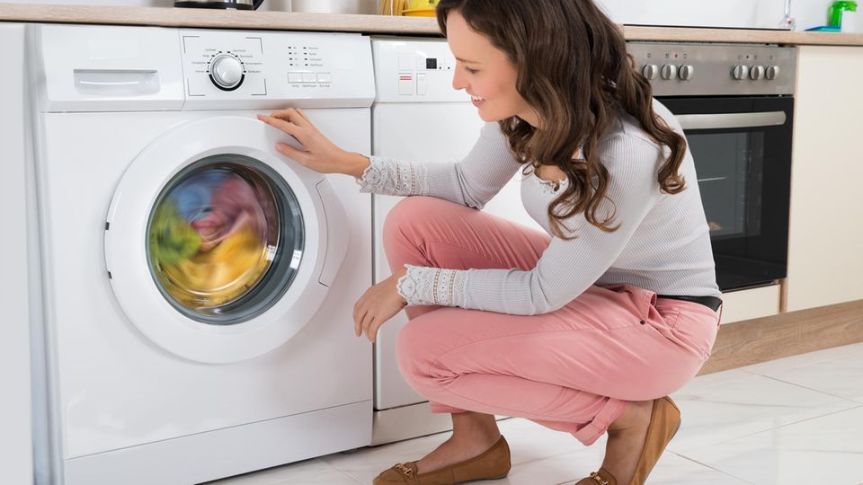 Viele Waschmaschinen waschen gut - die Preise unterscheiden sich jedoch gewaltig.