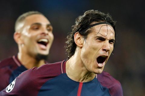 Edinson Cavani von Paris St. Germain jubelt über sein 2:0 gegen dem FC Bayern in der Champions League