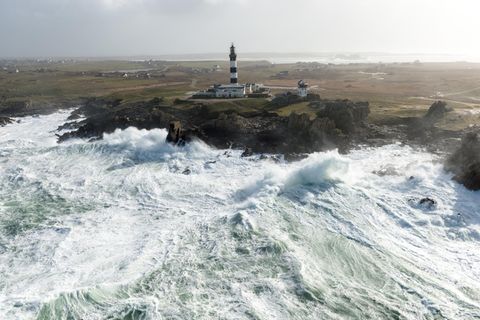 Fünf Leuchttürme warnen auf der Île d'Ouessant vor den gewaltigen Strömungen rund um die Insel