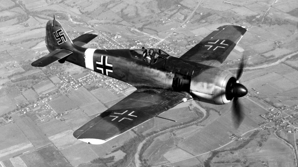 Von der FW 190 wurde die Versionen F und G zum Einsatz gegen Bodenziele ausgerüstet-