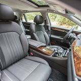 Der Innenraum des Genesis G90 5.0