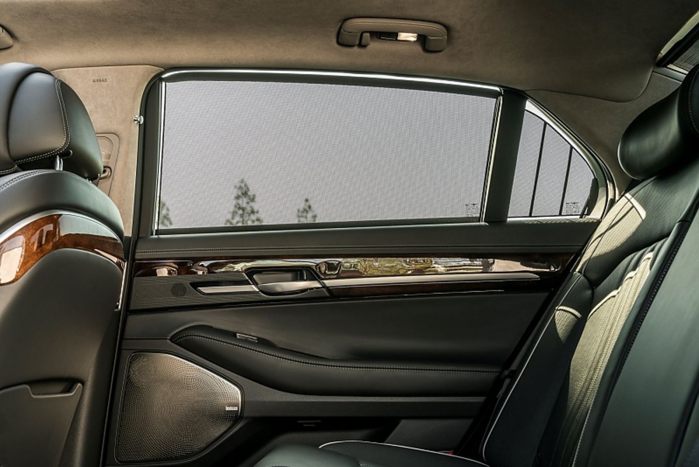 Genesis G90 5.0 - viel Komfort im Fond
