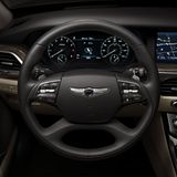 Genesis G90 5.0 V8 - das Cockpit ist old school