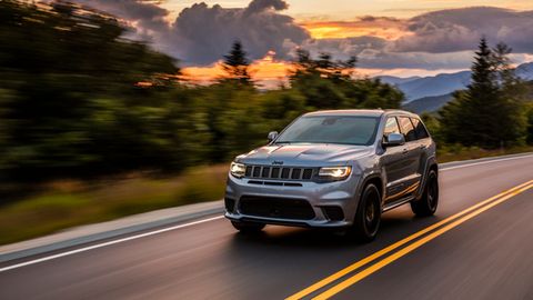 2,5-Tonnen-SUV mit den Fahrleistungen eines Supersportlers: der Jeep Grand Cherokee Trackhawk. 