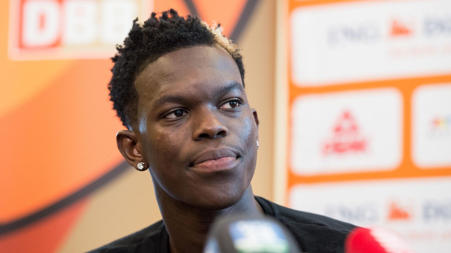 Der Deutsche Basketball-Nationalspieler Dennis Schröder wurde festgenommen