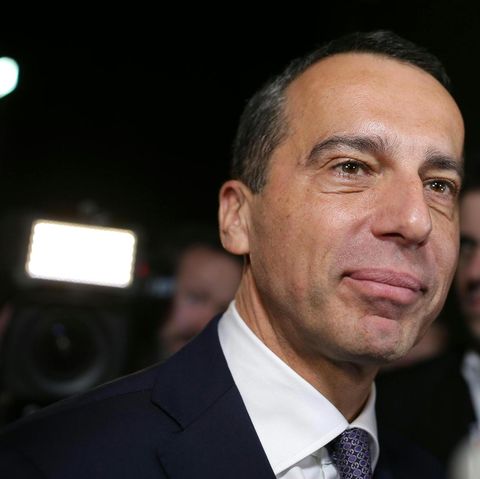 Der Blick nach vorn ist bang: Die SPÖ von Christian Kern ist massiv unter Druck geraten. Und in zwei Wochen wird gewählt