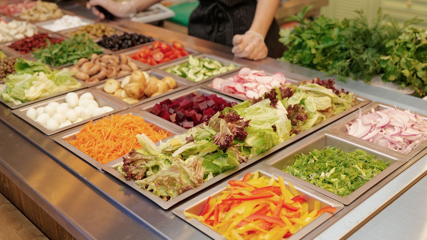 Von wegen Bio und Veggie: "Geil, heute ist Schnitzel-Tag!" - die beliebtesten Mensa-Essen