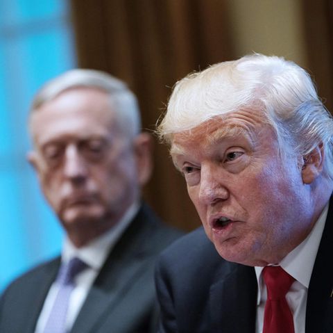 Donald Trump greift Iran erneut wegen des Atomabkommens an