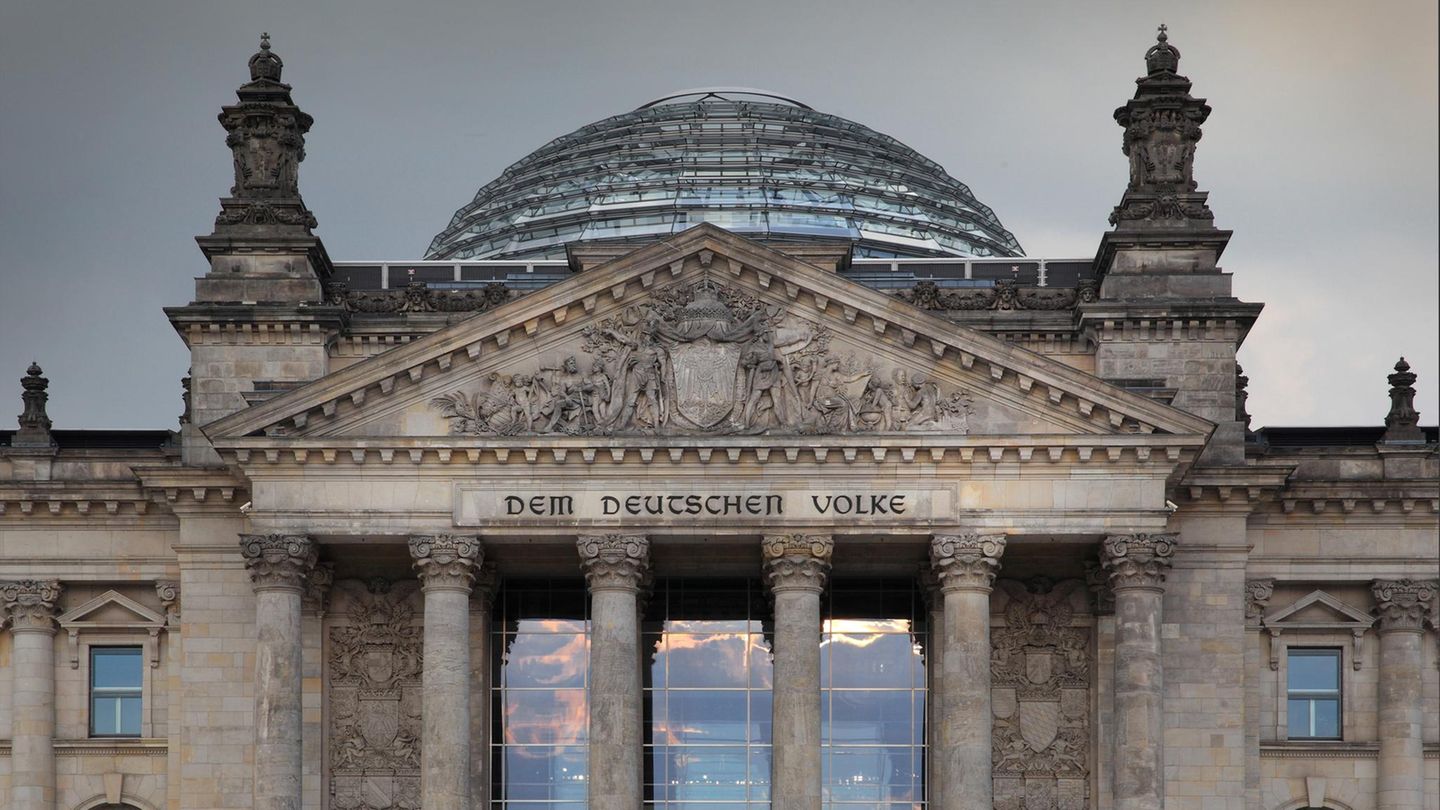 Die Koalitionsverhandlungen haben noch nicht einmal begonnen und sie werden vermutlich lang werden (Archivbild)