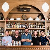 Platz 6: The Clumsies, Athen  Diese griechische Bar ist für allem für ihren Spaß bekannt: Junge Menschen tanzen, chillen und trinken die jährlich wechselnden Cocktails.  Mehr Infos finden Sie auf der Website.