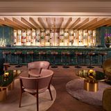 Platz 2: Dandelyan, London  Die Bar im Mondrian Hotel in London war schon immer gut. Dandelyan ist aber mehr als nur gut, urteilt die Jury. Die Bar hat die perfekte Balance zwischen Pioneer-Drinks, Fünf-Sterne-Gastlichkeit und nachhaltiges Handwerk gefunden.  Mehr Infos finden Sie auf der Website.