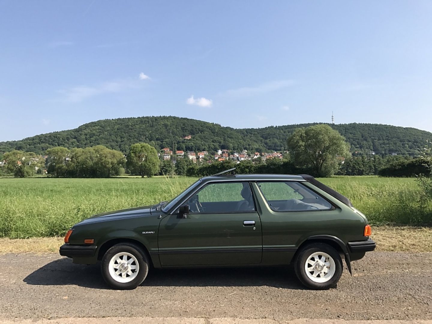 Subaru 1800 Turismo 4WD - 3,98 Meter lang