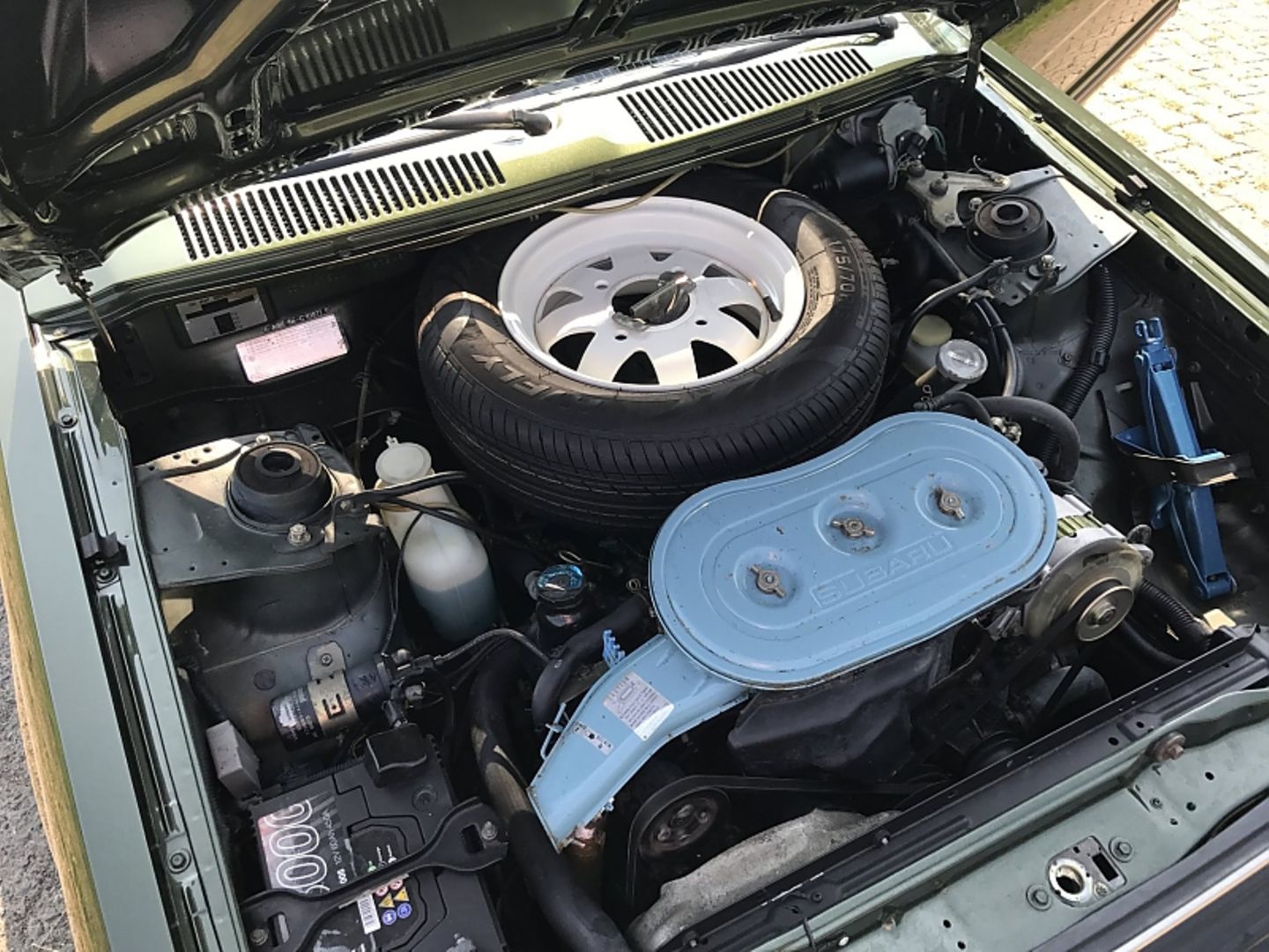 Subaru 1800 Turismo 4WD - der Vierzylinder-Boxer mit 1,8 Litern Hubraum leistet 59 kW / 80 PS