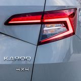 Die Heckleuchten sind markant