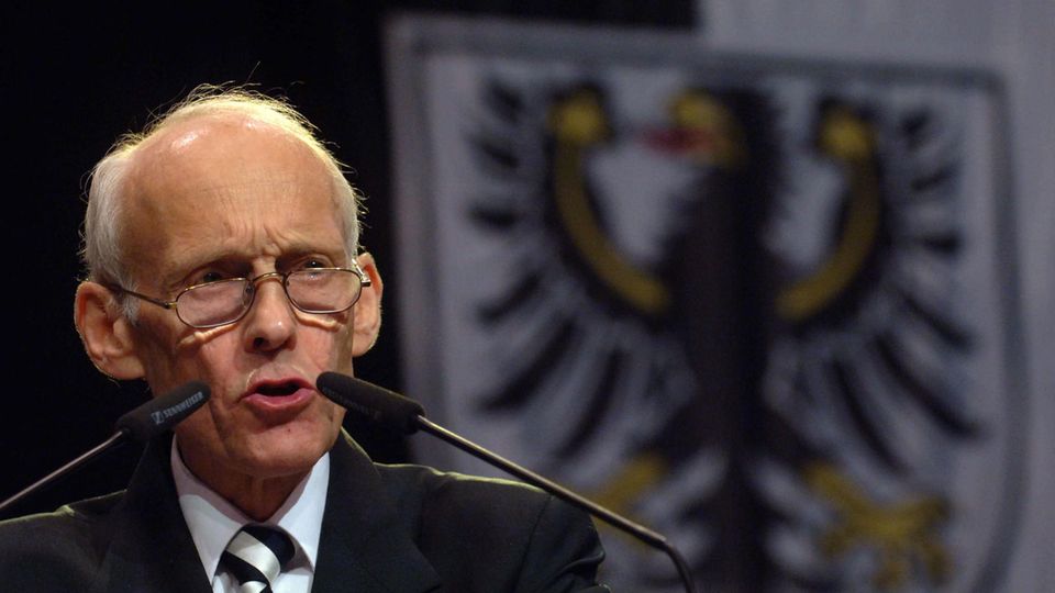 Wilhelm von Gottberg, 77, Beamter i. R. aus Schnega