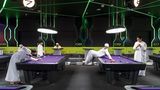 Sie wollen nur spielen. Junge Männer beim Billard in einem der vielen Vergnügungszentren der Stadt