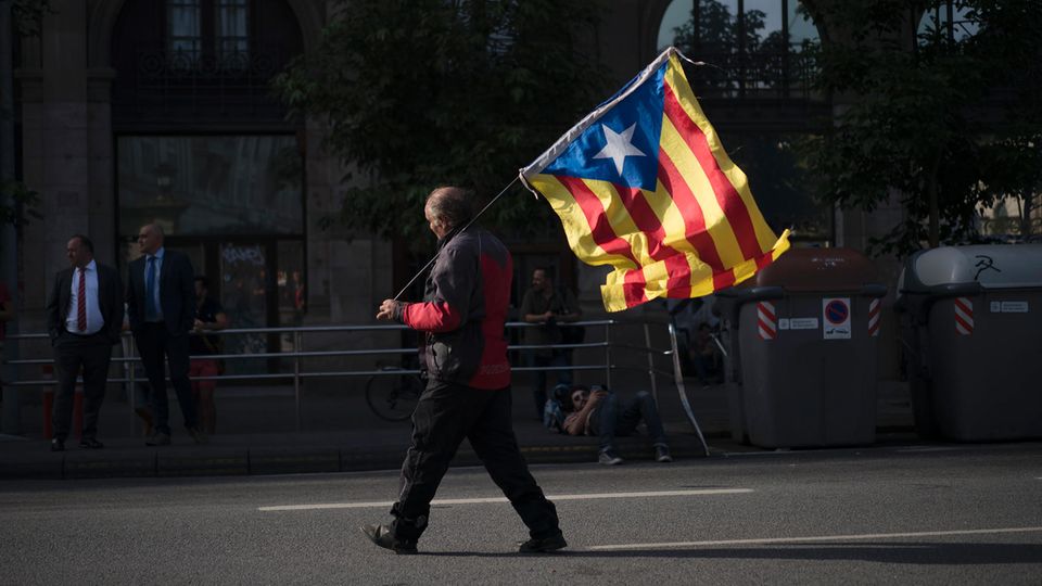 Fragen und Antworten: Wie geht es jetzt weiter in Katalonien?