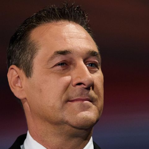 Österreich wählt: Die FPÖ von Heinz-Christian Strache lag in den Umfragen über Monate vorn. Dann kam Sebastian Kurz.