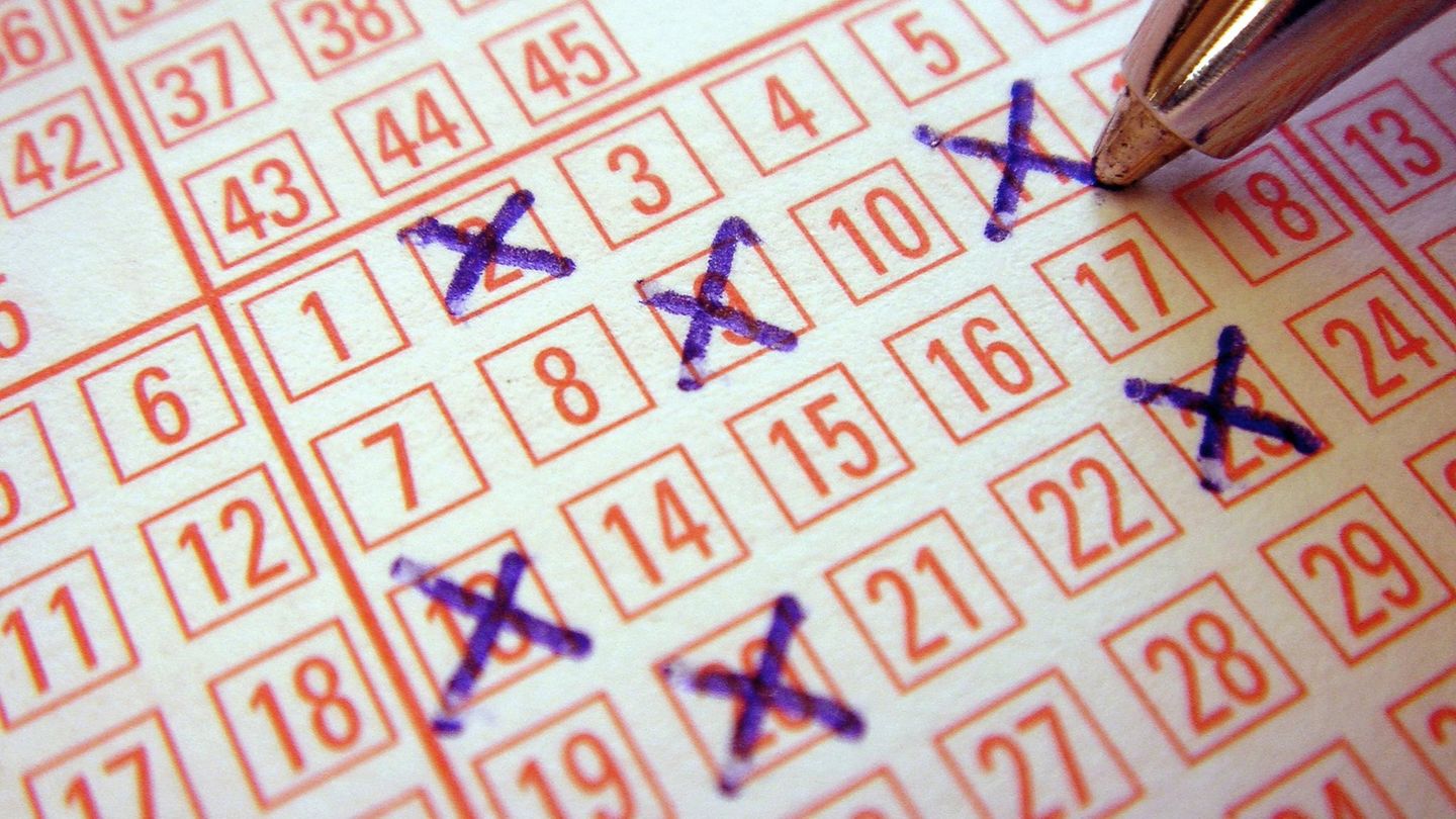 Ein New Yorker hat seinen Lottogewinn in letzter Minute abgeholt
