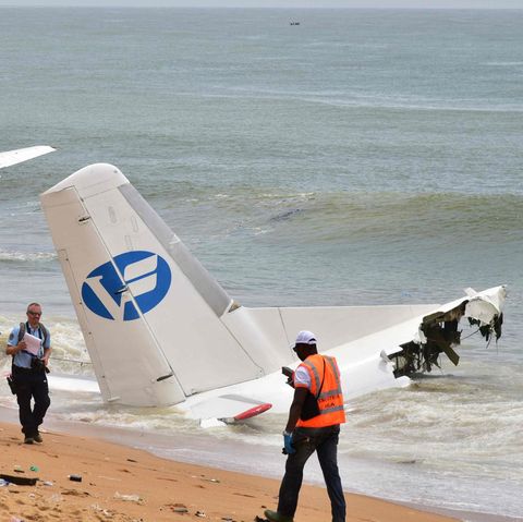 Vier tote, sechs verletzte: Das ist die Bilanz eines Flugzeugabsturzes an der Elfenbeinküste nahe der Stadt Abidjan