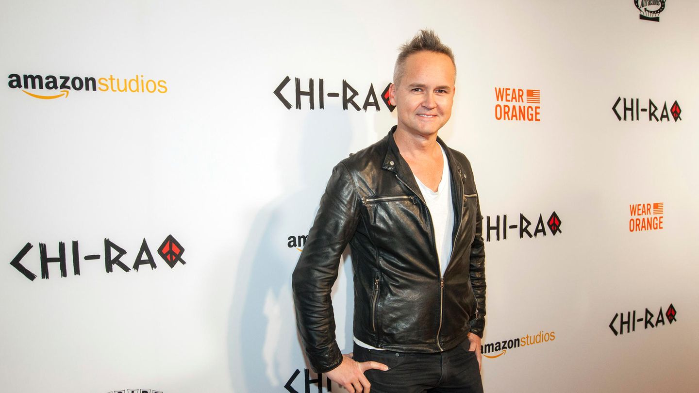 Amazon-Studios-Chef Roy Price